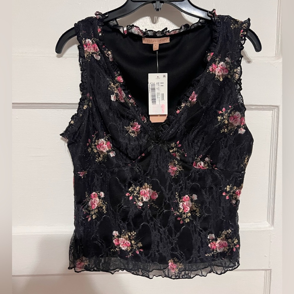 NWT Evolutionary Black Floral Womans Top size large